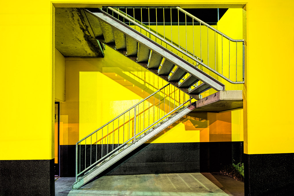 Click image for larger version

Name:	112-stairs.jpg
Views:	41
Size:	234.8 KB
ID:	393800