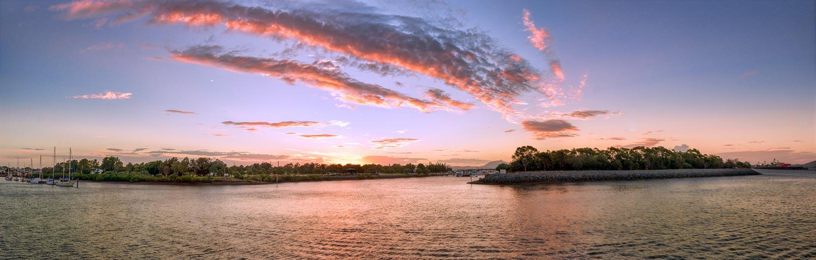 Click image for larger version

Name:	022-28 pano Auckland Creek.jpg
Views:	27
Size:	116.3 KB
ID:	403732