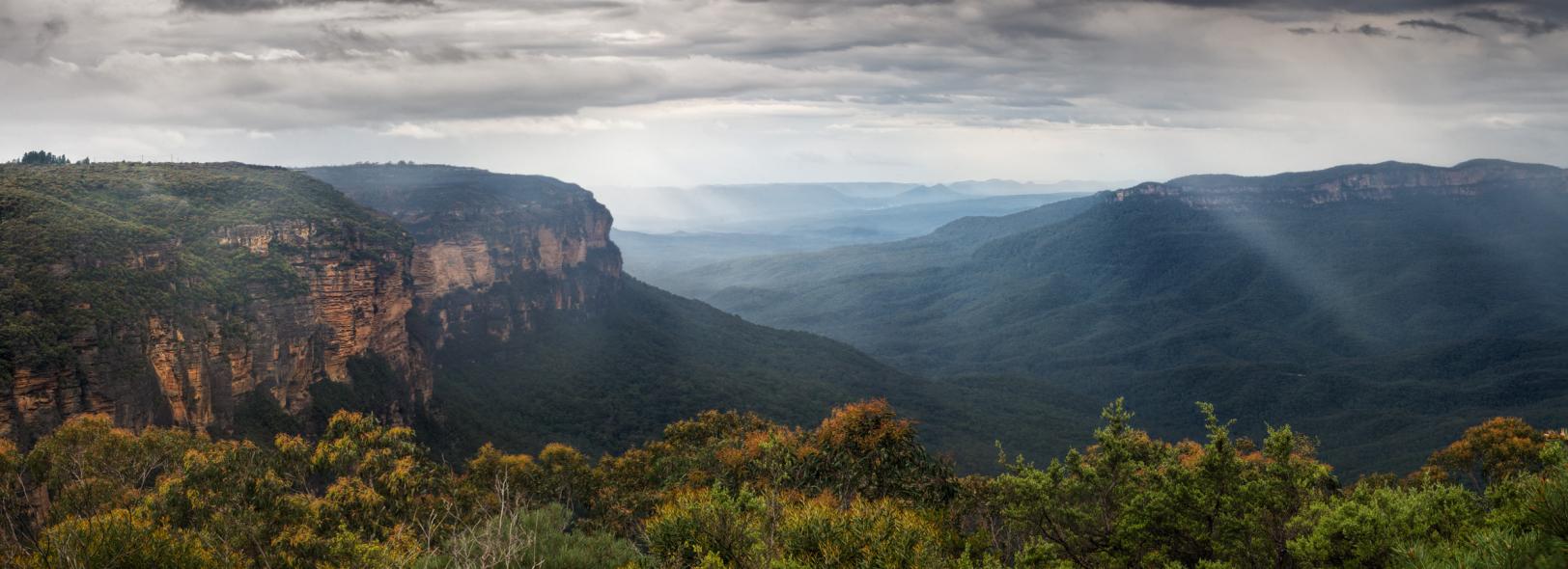 Click image for larger version

Name:	Blue-mountains.jpg
Views:	26
Size:	123.7 KB
ID:	414653