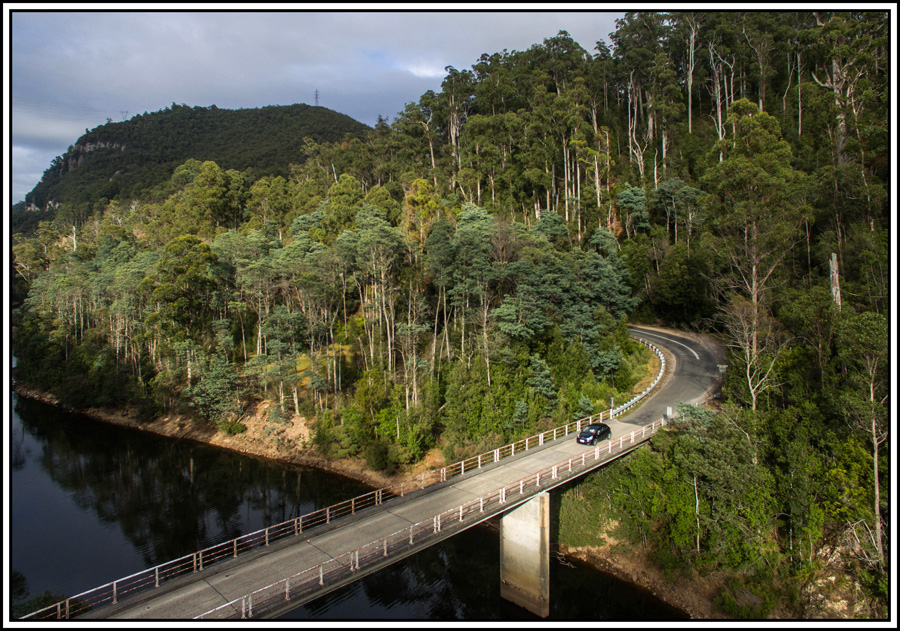 Click image for larger version

Name:	Enter bridge (1 of 1).jpg
Views:	23
Size:	352.2 KB
ID:	440171