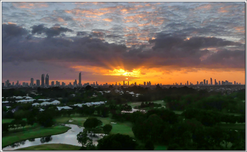 Click image for larger version

Name:	Sun up skyline2 .jpg
Views:	26
Size:	214.1 KB
ID:	446173