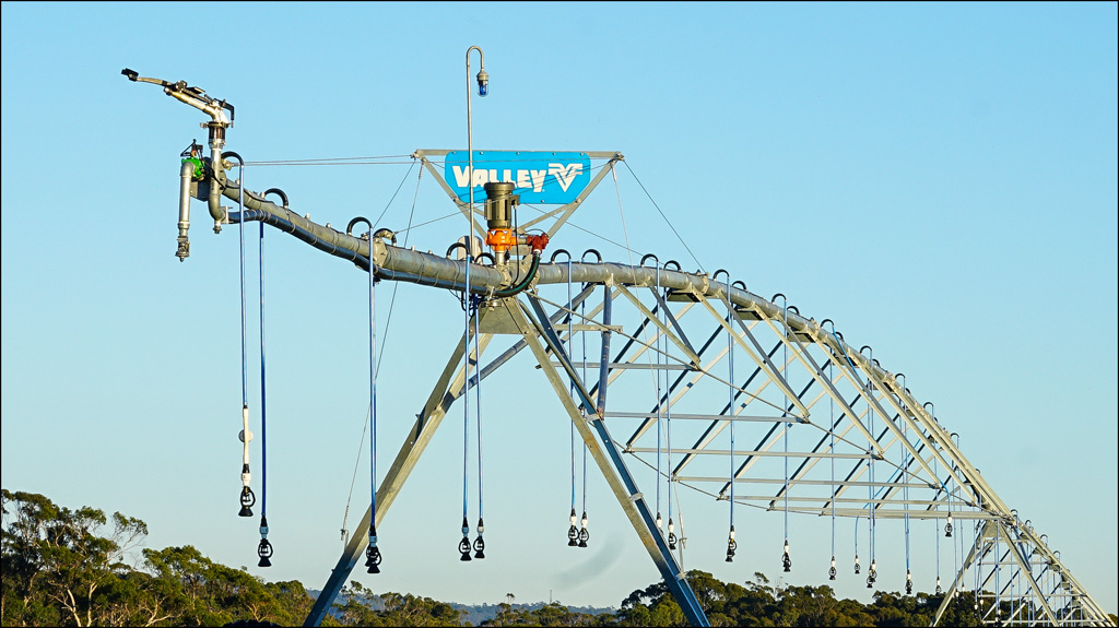 Click image for larger version

Name:	Irrigator.jpg
Views:	33
Size:	239.1 KB
ID:	453077