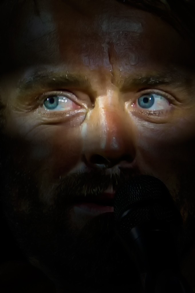 Click image for larger version

Name:	Xavier Rudd 81 (edit) copy.jpg
Views:	32
Size:	62.4 KB
ID:	464290