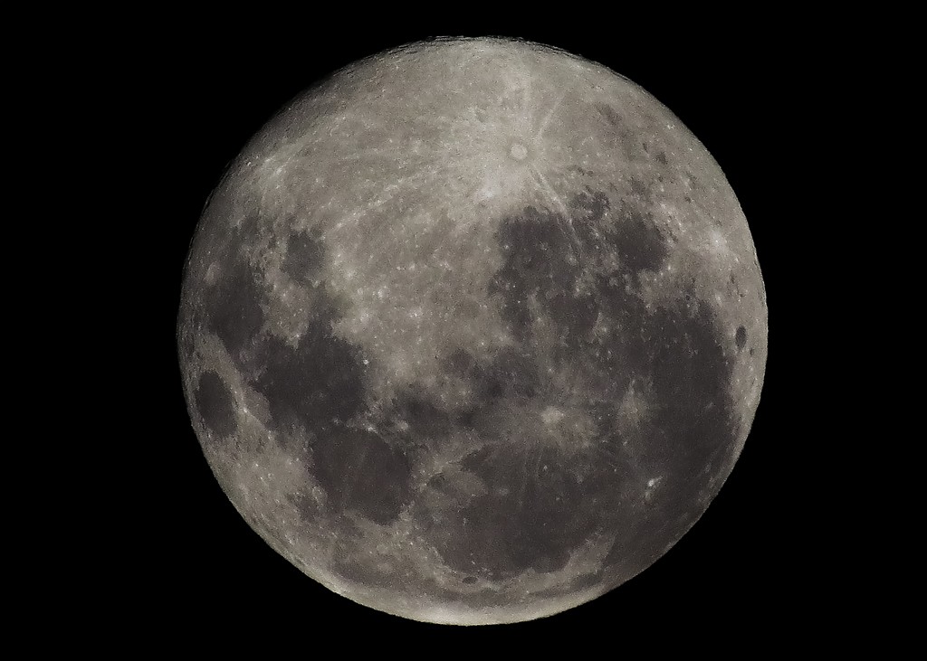 Click image for larger version

Name:	1972-Full_Moon_9-2-2020.jpg
Views:	194
Size:	119.4 KB
ID:	469534