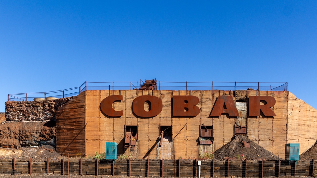 Click image for larger version

Name:	Cobar 2.jpg
Views:	157
Size:	425.3 KB
ID:	471513