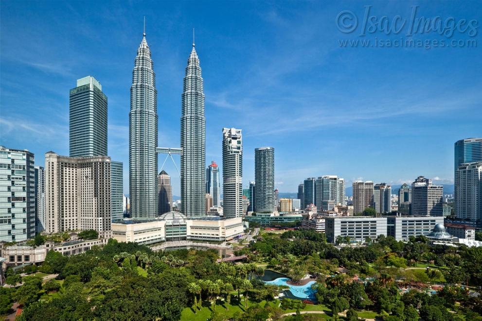 Click image for larger version

Name:	0463-Twin_Towers.jpg
Views:	45
Size:	127.4 KB
ID:	487957