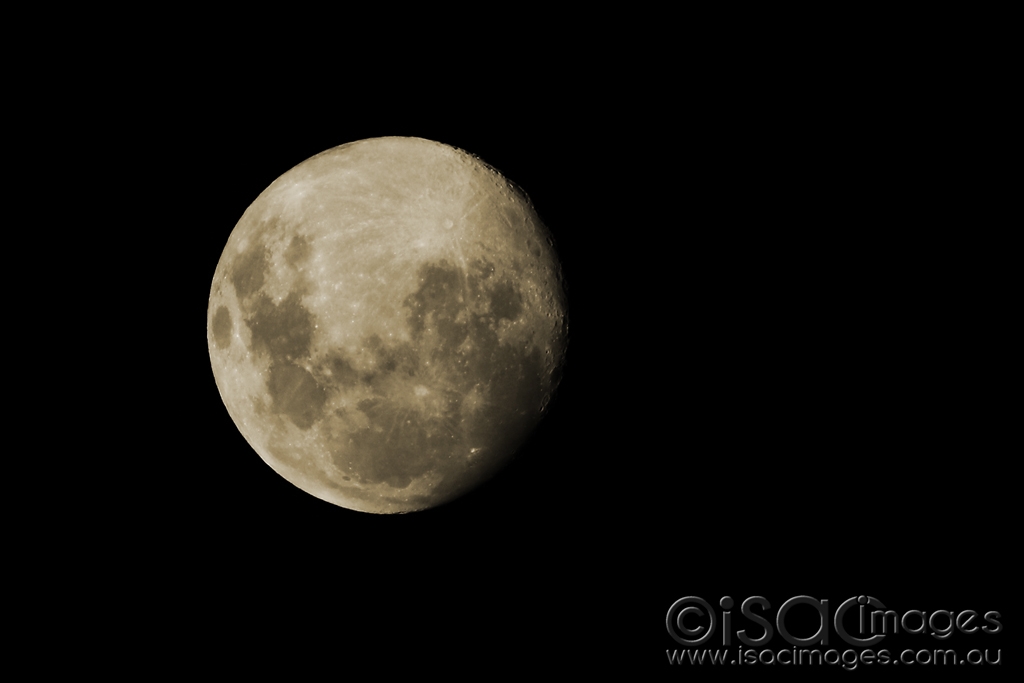 Click image for larger version

Name:	6407-Moon.jpg
Views:	58
Size:	106.3 KB
ID:	476644