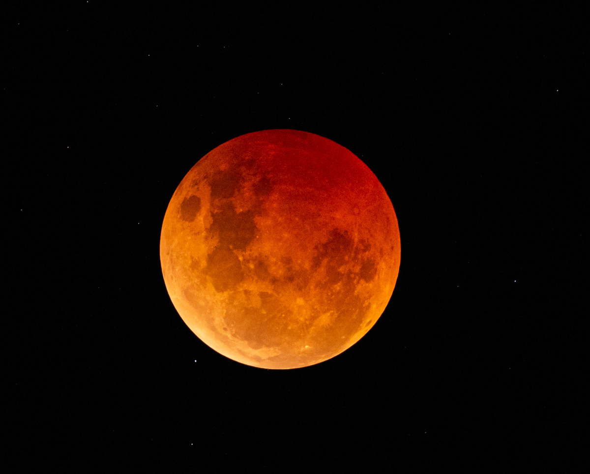 Click image for larger version

Name:	20221108_MoonEclipse_0012.jpg
Views:	68
Size:	215.5 KB
ID:	494650