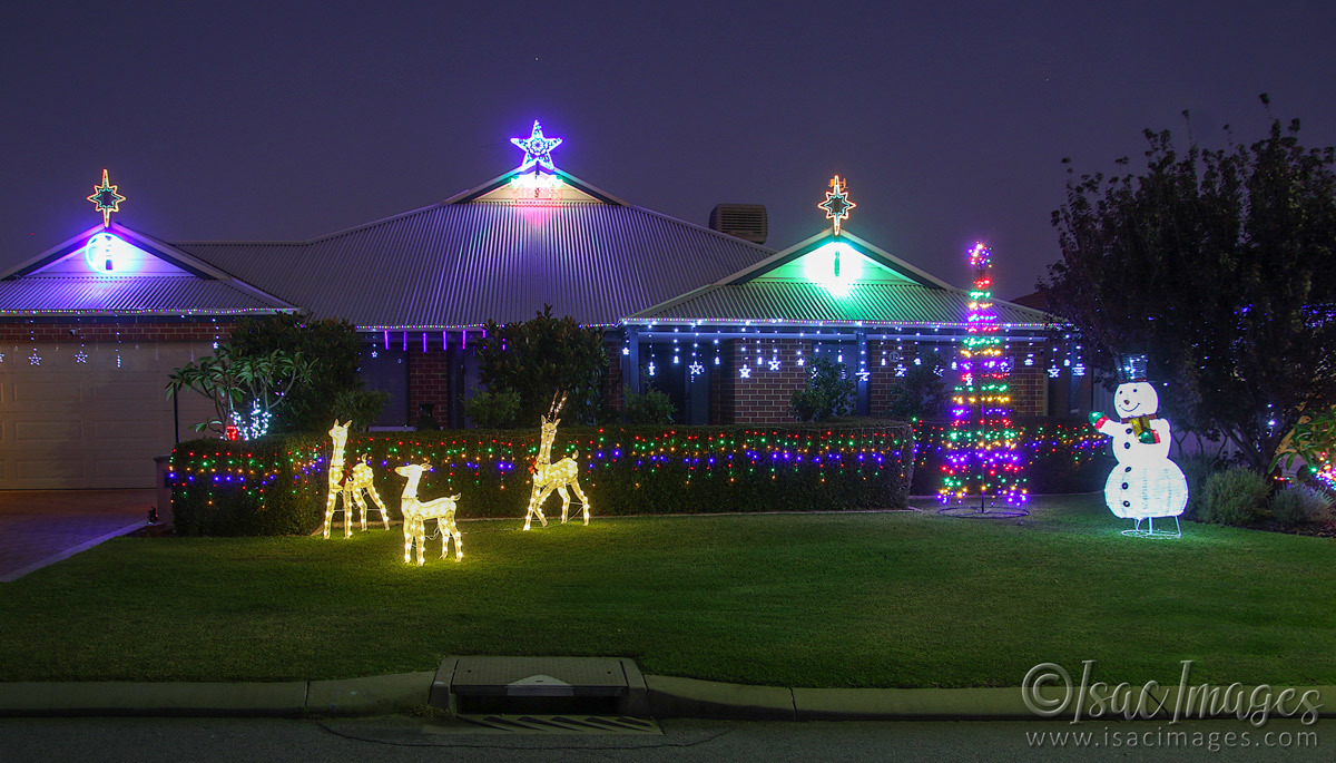 Click image for larger version

Name:	027A8709-Christmas_Lights_2022.jpg
Views:	57
Size:	301.7 KB
ID:	496308