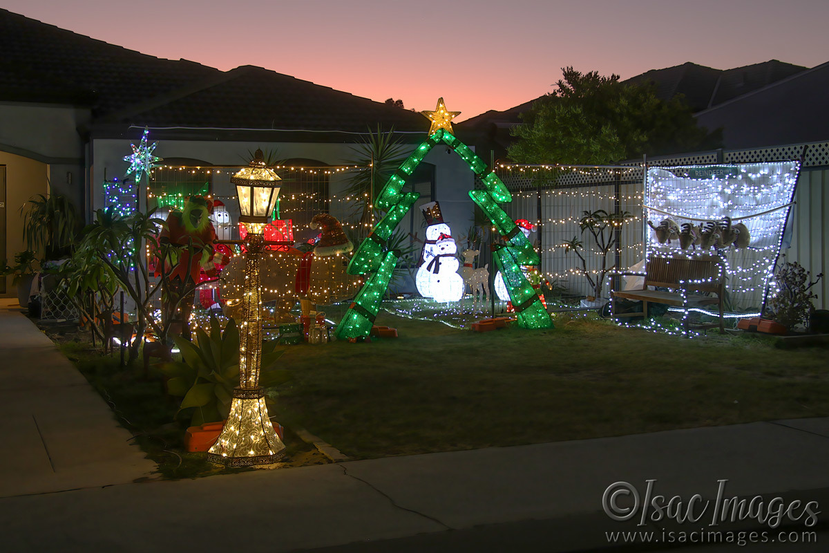 Click image for larger version

Name:	027A8705-Christmas_Lights_2022.jpg
Views:	43
Size:	304.2 KB
ID:	496310