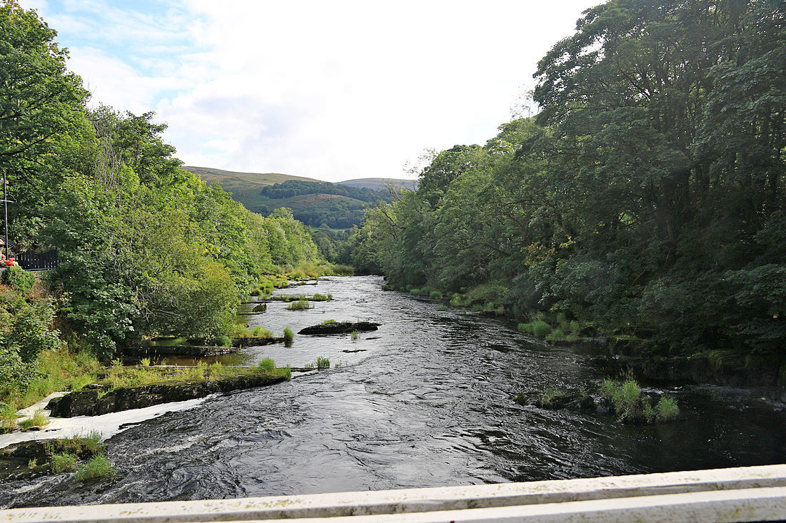 Click image for larger version

Name:	River Dee after the sun came out.jpg
Views:	30
Size:	296.6 KB
ID:	509369